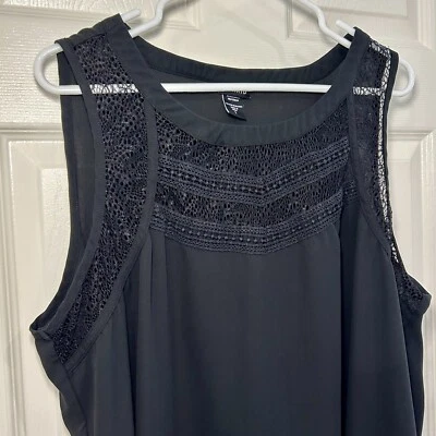 Torrid Sheer Scoop Neck Lace Tank Top Blouse Plus Size 2 (18-20) - Image 1 of 4