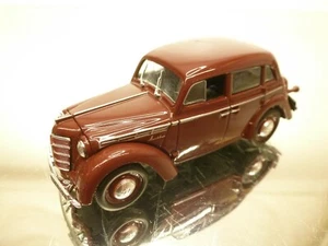 PRC MADE IN CHINA MOSKWICZ 400 SEDAN - RED 1:43 - GOOD CONDITION - 102 - Picture 1 of 6