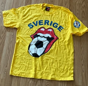 Camiseta de fútbol de los Rolling Stones gira Suecia Sverige 2006 durante la Copa del Mundo 2006 - XL - Imagen 1 de 5
