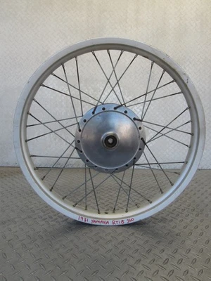 Llanta delantera Yamaha RT1B RT1 360 1971 71 Foto 1 de 4