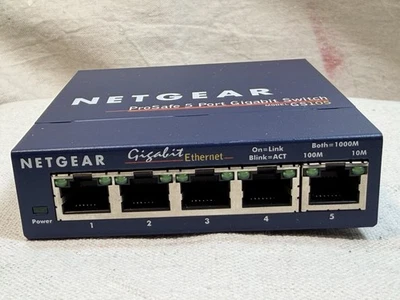 NETGEAR GS105 5 Port Standalone Ethernet Switch - GS105PE - Image 1 of 4