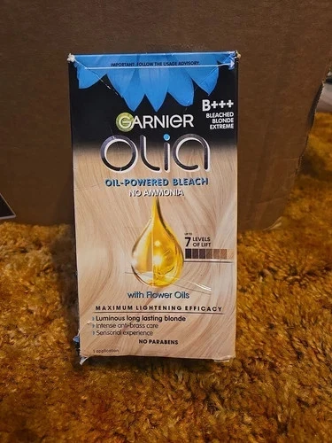 Blanqueador Garnier Olia alimentado por aceite sin amoníaco B+++ blanqueado rubio extremo. Foto 1 de 1