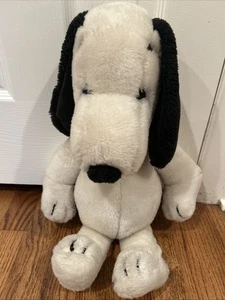 Vintage Snoopy Plush Large 19 Inch 1968 - Picture 1 of 9
