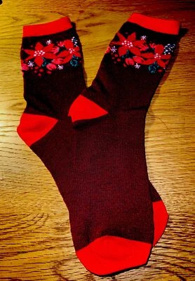 Two Pairs of Women's Christmas Socks Grey & Red- NEW- One Size - Image 1 of 4