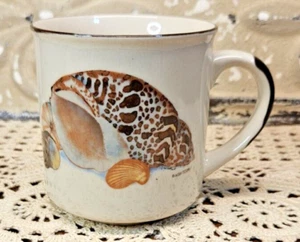Signed Vintage Seashells Ceramic Pottery Coffee Tea Mug - Picture 1 of 10