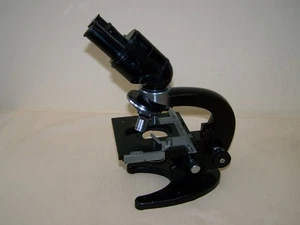 Old Decorative Carl Zeiss Jena BINOCULAR Microscope HI 90, Size 8-359097. - Picture 1 of 1