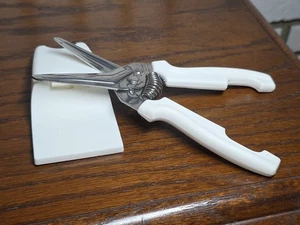Pampered Chef Multi-Purpose Kitchen Shears Scissors & holder, Spring Assisted - Picture 1 of 16