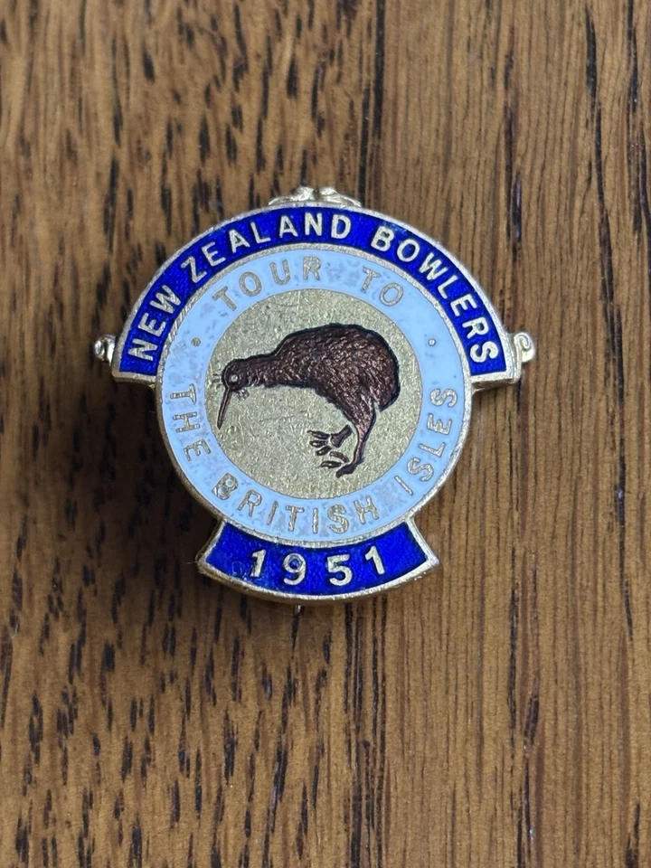 Very Very Rare Bowling Badge - Image 1 of 1