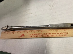 HUSKY CB-51 BREAKER BAR KNURLED HANDLE 3/8” Drive 10" LENGTH Good Made In USA - Picture 1 of 6