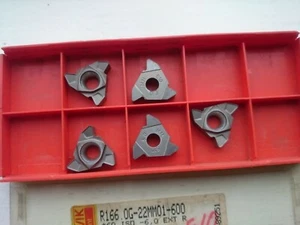 5 Sandvik threading inserts R166.0G-22MM01-600 S10 ( R166 60 deg 6.0 ISO ext RH - Picture 1 of 2