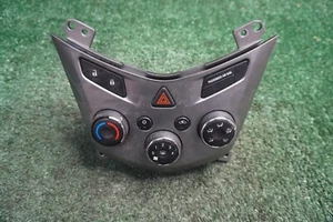 2011 2012 2013 CHEVROLET SONIC TEMPERATURE AC Control OEM 95466006 - Picture 1 of 3