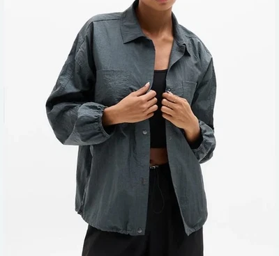 Camisa Athleta Lunar Sheen Snap bolsos grandes tamanho leve grande enxágue escuro - Imagem 1 de 4