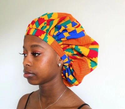 Gorra grande con estampado africano Kente para mujer forrada de satén para dormir Foto 1 de 3