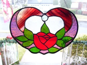 Stained Glass Red Teacup Rose in a Heart - Picture 1 of 7