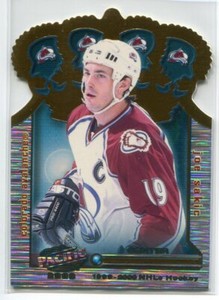 1999-00 Pacific Gold Crown Die-Cuts 12 Joe Sakic