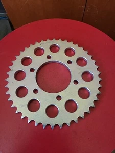 PBR 488 CORONA TRASMISSIONE ACCIAIO DENTI 38 PASSO 530 KAWASAKI 1200 ZRX 2006 - Foto 1 di 1