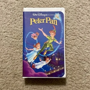 PETER PAN Walt Disney Black Diamond Classics Clamshell VHS #960 - Picture 1 of 3