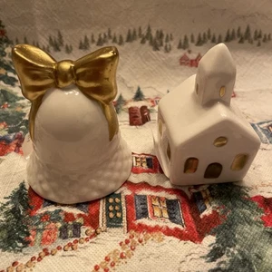 Cracker Barrel Christmas Church & Bell salt and pepper shaker set 2025 Holiday: - Picture 1 of 13