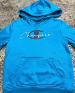 Girl’s Champion Hoodie Size 5/6 - Picture 1 of 3