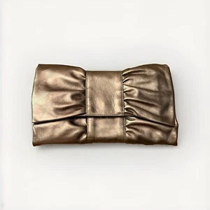 Elegant Vintage Signed FURLA Metallic Silver Bow Shaped Woman’s Leather Clutch - Picture 1 of 16
