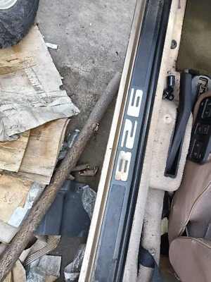 83 Porsche 928 USADO Conductor Izquierdo Derecho Pasajero Lados Puerta Escalón Placas Usado Foto 1 de 4