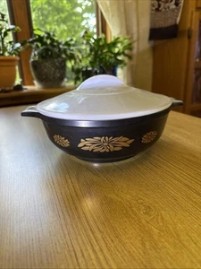 Teglia da forno vintage in vetro canna di fucile e oro Space Age 2 qt con coperchio USA - Foto 1 di 10