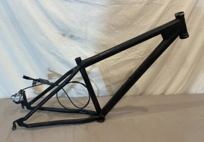 Yess Bikes Canada 14.5" C-T 26" Wheel CrMo Disc Brake Dirt Jumper Frame LOOK - Image 1 of 4