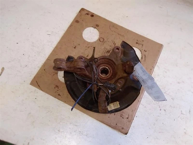 Toyota Prius 2012-2019 conductor husillo delantero izquierdo nudillo OEM Foto 1 de 4