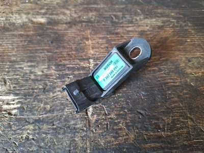 Aprilia RSV 1000 Mille R - Sensor de presión Bosch Airbox Foto 1 de 4