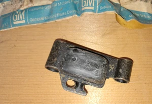 Parachoques de cadena de distribución Pontiac T4 1961-63 543285 nuevo en stock - Imagen 1 de 3