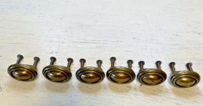 Perillas de cajón de latón mango ovalado latón vintage lote 6 pernos a perno 1" Foto 1 de 4