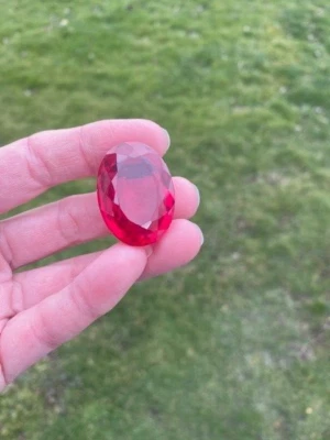 Natural Certified Mozambique Ruby 71.00 TCW   Oval shape Gemstone - Image 1 of 4