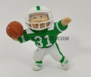 CABBAGE PATCH KIDS FIGURE PVC VINTAGE 1984 NUOVO BAMBOLA NEL CAVOLO - Picture 1 of 3