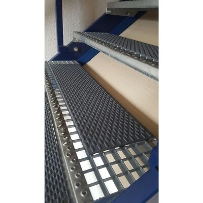 Gitterrostauflage für Pressroststufe Gitterroststufen Treppe 800 x 200 mm Stufe - Bild 1 von 4