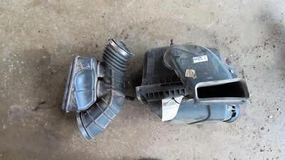 Used Air Cleaner Assembly fits: 2011 Ford Taurus 3.5L w/o turbo Grade A - Изображение 1 из 4