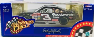 Dale Earnhardt #3 Goodwrench Service Plus 1:24 Scale Hasbro Winner's Circle 2000 - Picture 1 of 7