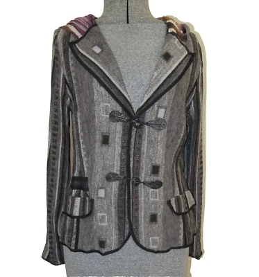 CHAQUETA CORTA ALBERTO MAKALI BLAZER CAPUCHA TOTALMENTE FORRADA TALLA GRANDE Foto 1 de 4