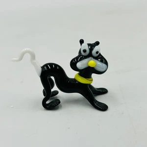 Miniature Art Glass Murano Black And White Scaredy Cat Figurine 1.75” - Picture 1 of 6