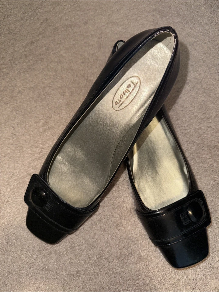 Talbots Black Leather Shoes Low Heel Sz 9B - Image 1 of 4