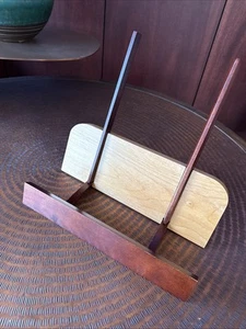 Vintage LEVENGER Adjustable OAK WOODEN Book Tablet Ipad Stand Holder - Picture 1 of 11
