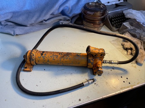 Simplex RP3A-1 Hydraulic Hand Pump w/ Weksler Royal 10000 PSIG Gauge ...