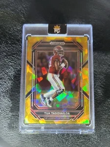 Tua Tagovailoa - 2023 Prizm Draft Picks - Gold Cracked Ice No.99 - Dolphins - Picture 1 of 4