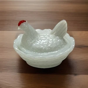 Vtg Westmoreland White Milk Glass Hen on Nest Salt Cellar Mini Red Comb 2" x 2.5 - Picture 1 of 15