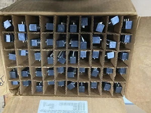 Box of 50- Magnum Terminal Blocks A3 13 PIN - Picture 1 of 7