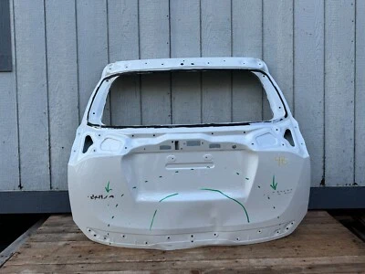 2016 2017 2018 TOYOTA RAV4 RAV-4 REAR LIFTGATE TAILGATE SHELL - Image 1 of 4