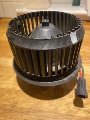 Ventilador calefactor interior Alfa Romeo GT 937 de 2007 GT JTDM Blackline Foto 1 de 4