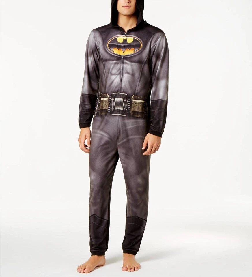 $161 Brevemente Declarado Para Hombre Pijamas Gris Batman Mono de Una Pieza Prendas para Dormir Talla S Foto 1 de 2