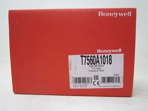 HONEYWELL T7560A1018 Temp Wall Module - Picture 1 of 1