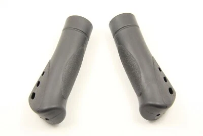 Handlebar Grips Bicycle Bike Rubber Black - Image 1 of 2