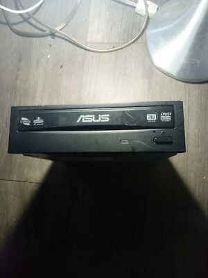 Unidad de DVD RW interna Asus DRW-24B3ST 24X - negra Foto 1 de 3